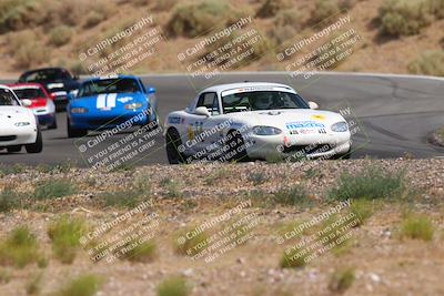 media/Jun-01-2025-CalClub SCCA (Sun) [[eae223c5dd]]/Group 5/Qualifying/